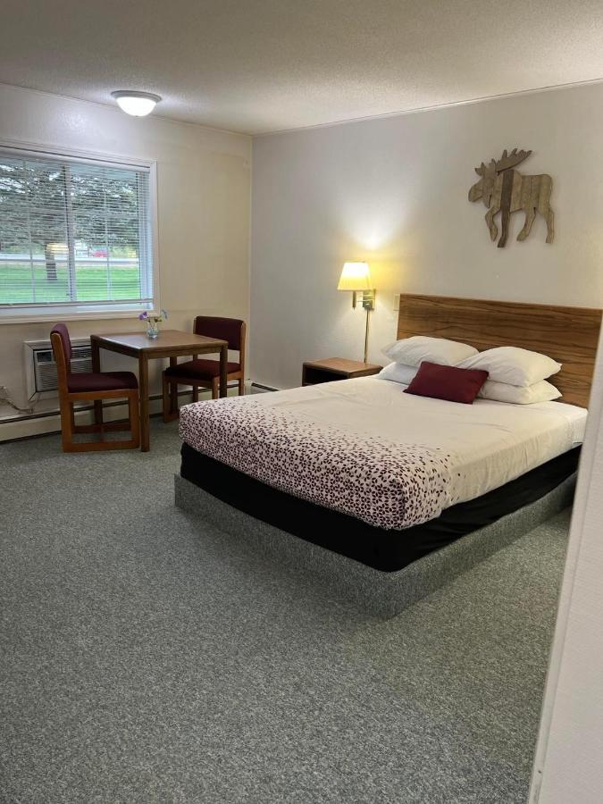 Ladysmith Northwoods Motel المظهر الخارجي الصورة
